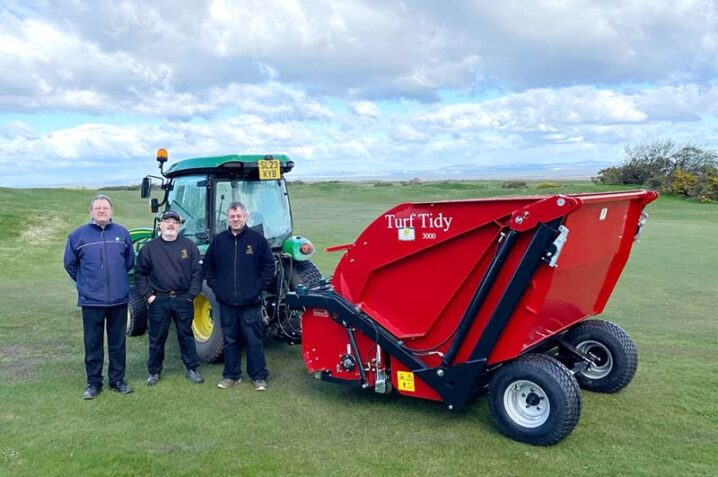 Afbeelding bij Tidy by name, tidy by nature with latest Redexim delivery at Craigielaw Golf Club
