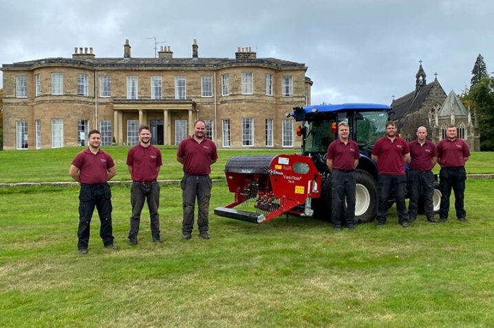 Afbeelding bij Versatile Verti-Drain helps Rudding Park prepare for winter