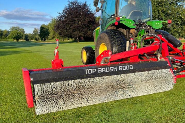 Afbeelding bij Redexim Top-Brush proves transformational for the team at Malton & Norton Golf Club