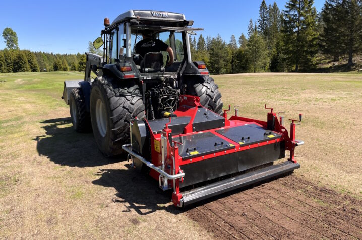 Afbeelding bij Redexim’s Eco Top Dresser: Efficient and Environmentally-Friendly Turf Renovation