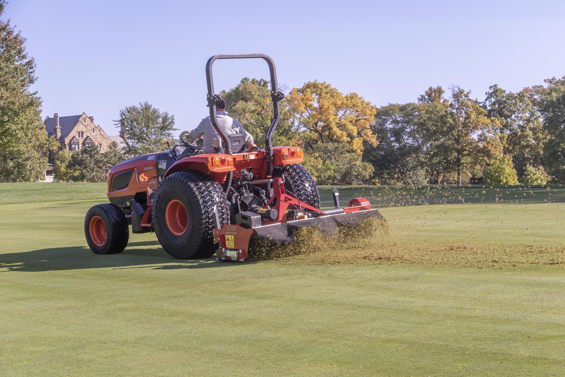 Find PTO Driven Verticutters to manage your thatch I Redexim