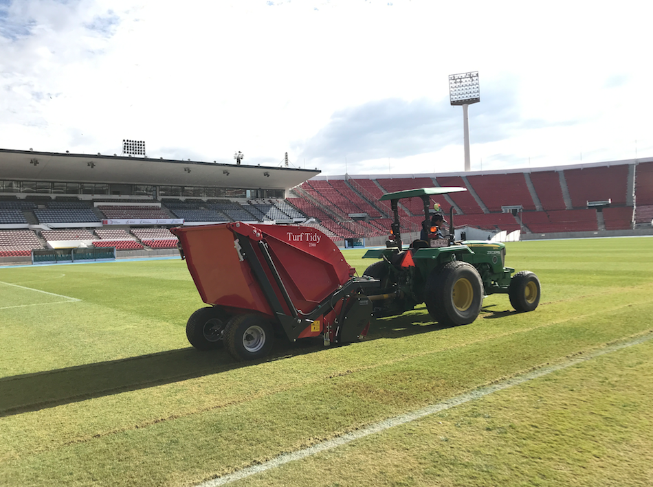 Scarifier with Collector for Maximum Turf Health – Introducing the Turf-Tidy